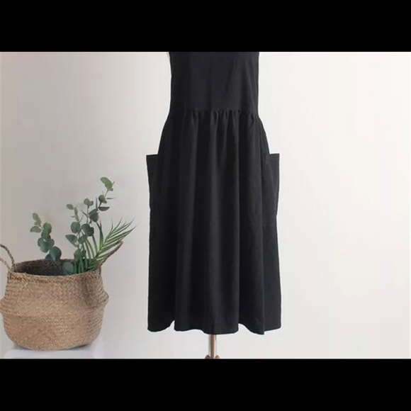 Williams Sonoma Other - 💥SALE One left!!price firm ❤️Linen aprons